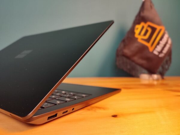 Microsoft Surface Laptop 3 - تصویر 9