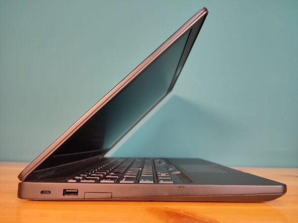 Dell Precision 3530 - تصویر 7