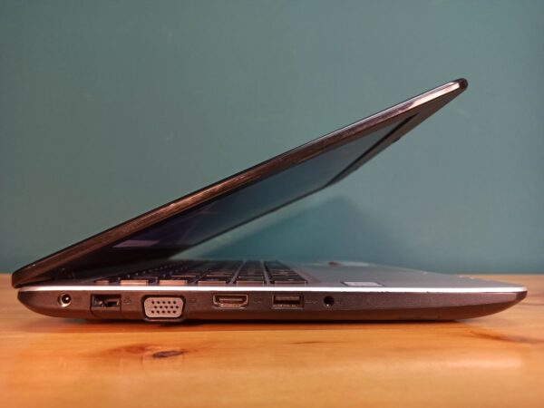 Asus X302UA - تصویر 5