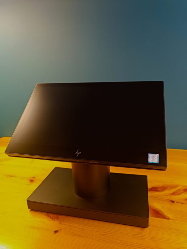 HP Engage One - Image 5